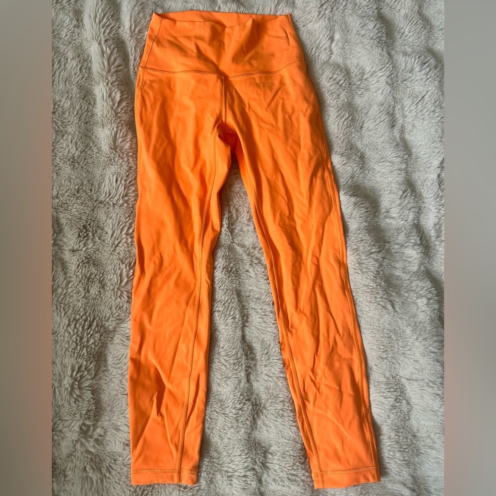 Like New Lulu leggings!
